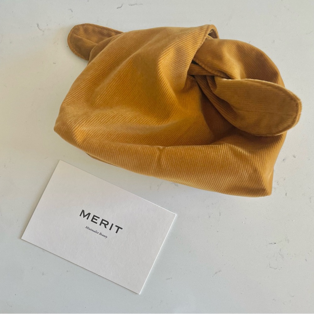 NWOT Merit Makeup Bag